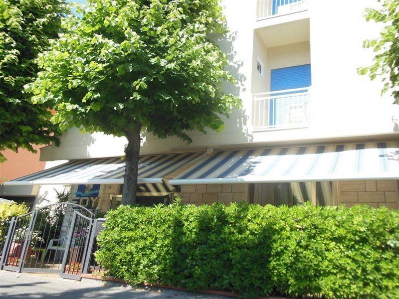 Hotel Edy Ρίμινι Εξωτερικό φωτογραφία