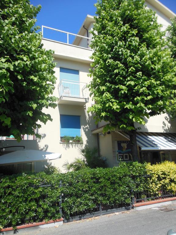 Hotel Edy Ρίμινι Εξωτερικό φωτογραφία